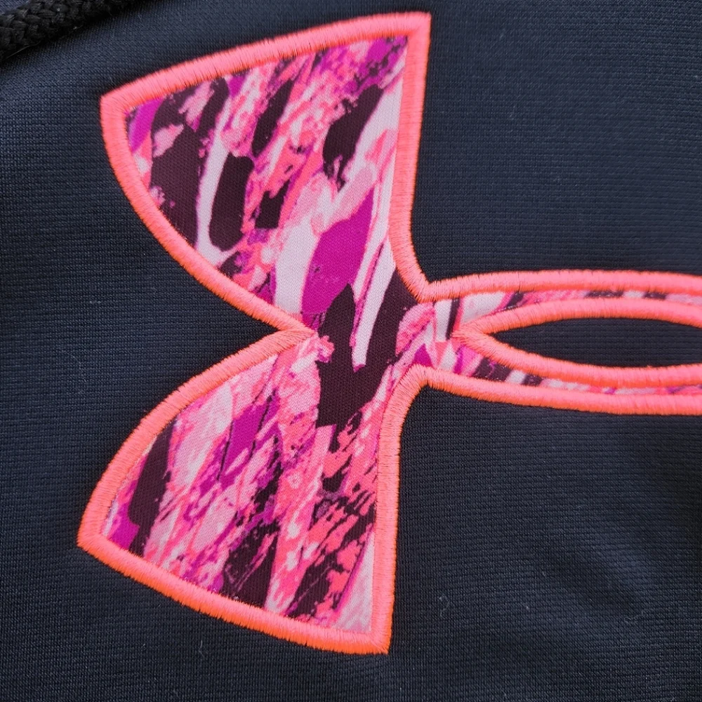 Men's Under Armour Limited Edition Black with Hot Pink Logo Hooded Sweat…